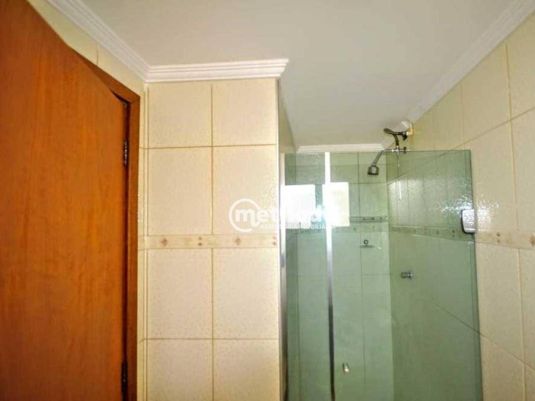 Apartamento à venda com 1 quarto, 60m² - Foto 8