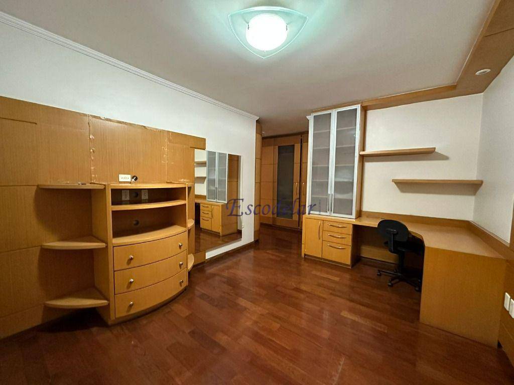 Sobrado à venda com 4 quartos, 370m² - Foto 10