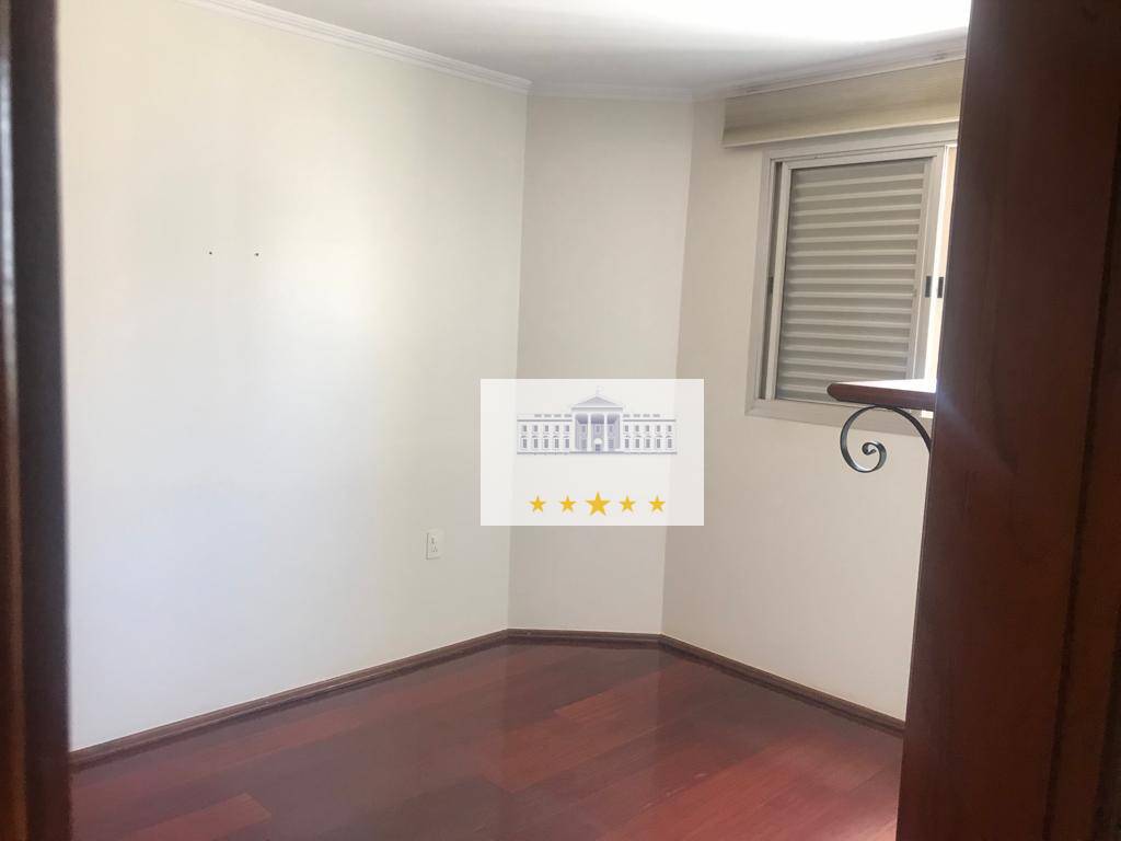 Apartamento à venda com 3 quartos, 147m² - Foto 8