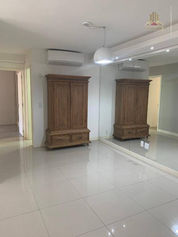 Apartamento à venda com 2 quartos, 69m² - Foto 1