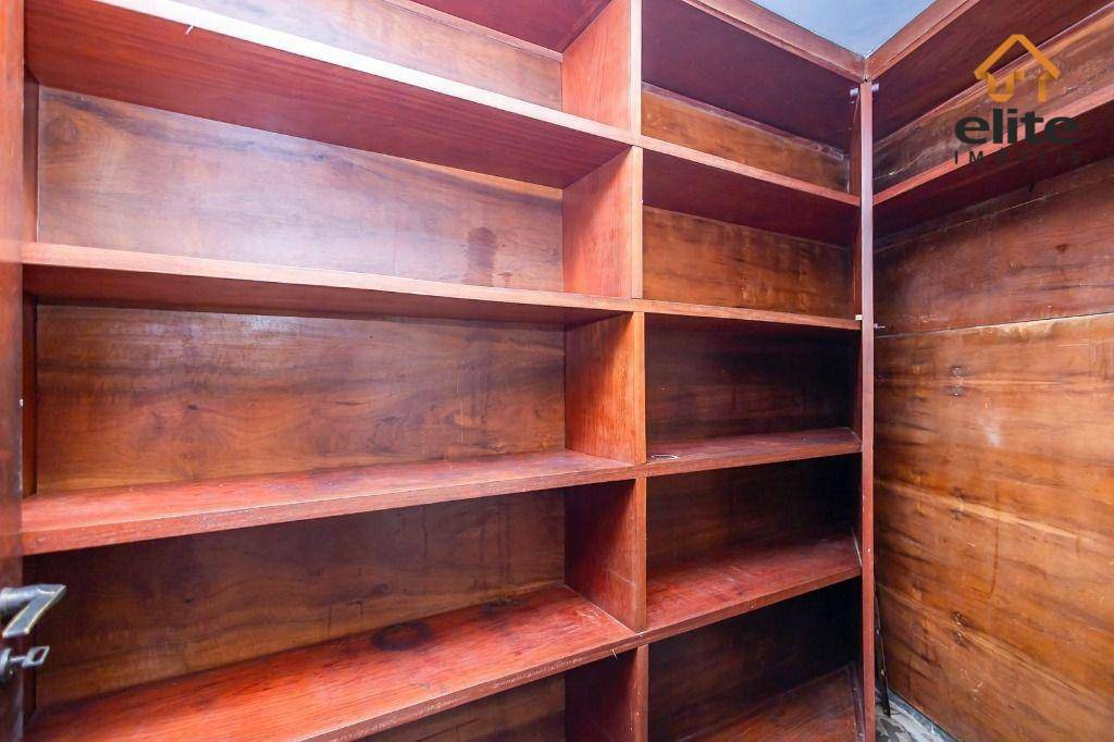 Casa à venda e aluguel com 4 quartos, 352m² - Foto 34