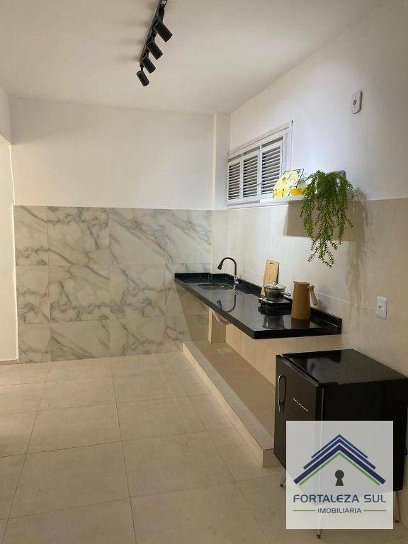 Apartamento à venda com 3 quartos, 140m² - Foto 7