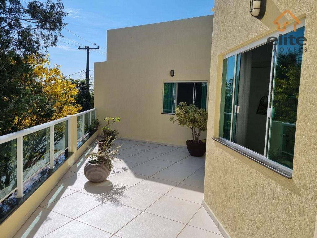 Casa à venda com 3 quartos, 328m² - Foto 11