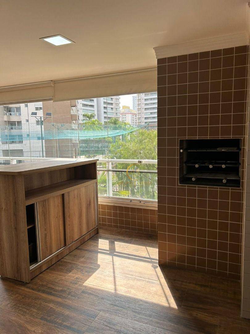 Apartamento para alugar com 3 quartos, 182m² - Foto 5