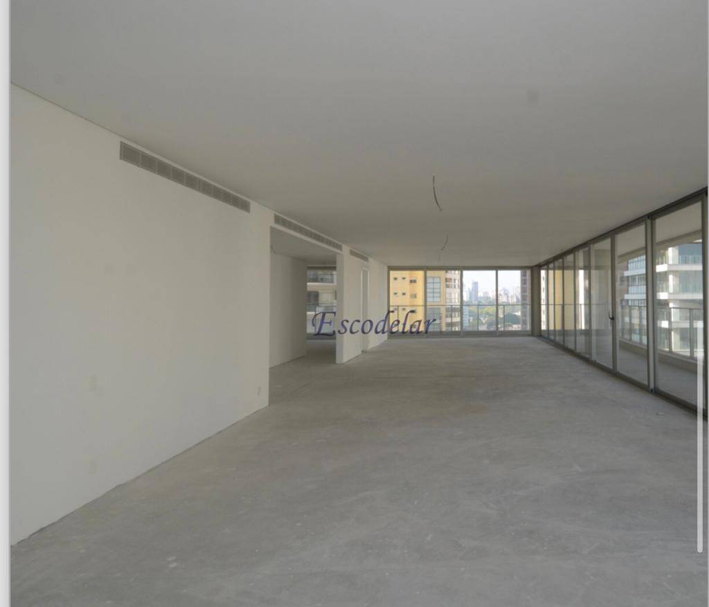 Apartamento à venda com 4 quartos, 632m² - Foto 1