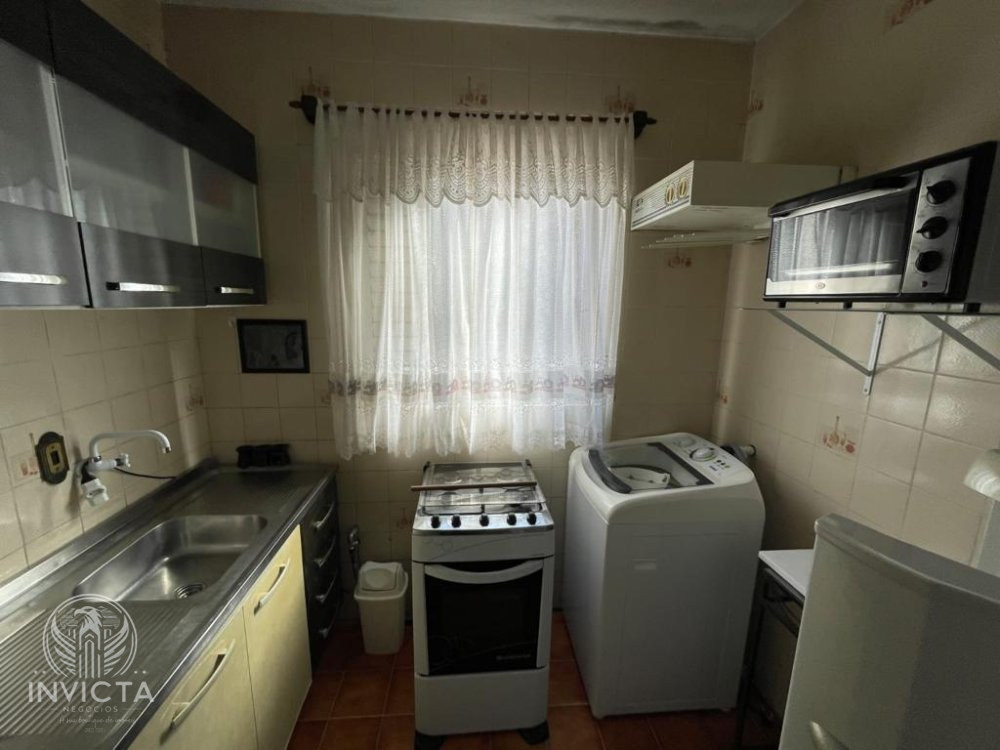 Apartamento à venda com 2 quartos, 75m² - Foto 12