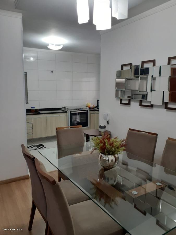 Casa à venda com 3 quartos, 300m² - Foto 3