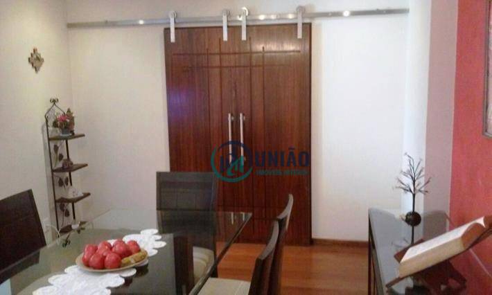 Apartamento à venda com 3 quartos, 130m² - Foto 5