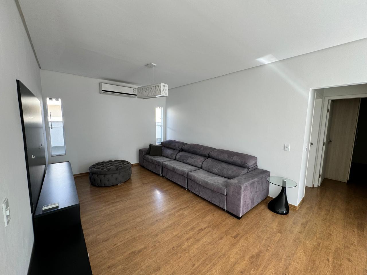 Casa de Condomínio para alugar com 3 quartos, 360m² - Foto 12