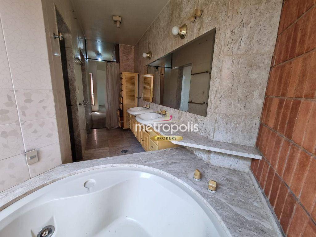 Sobrado à venda e aluguel com 5 quartos, 422m² - Foto 38