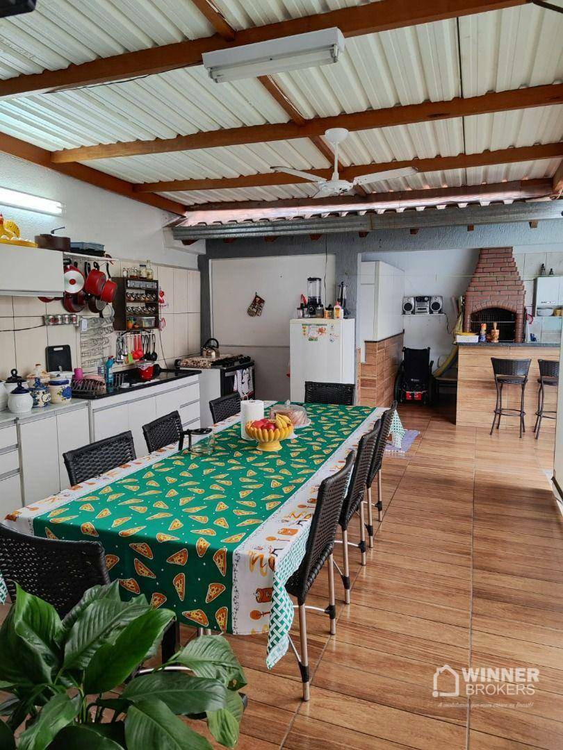 Casa à venda com 4 quartos, 160m² - Foto 14