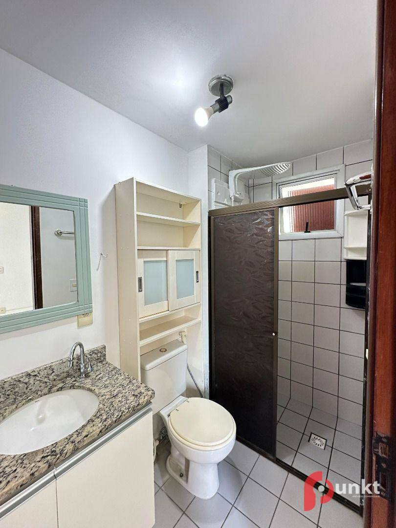 Apartamento para alugar com 3 quartos, 80m² - Foto 3
