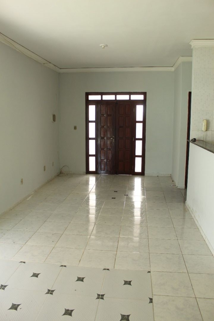 Casa à venda com 3 quartos, 120m² - Foto 4