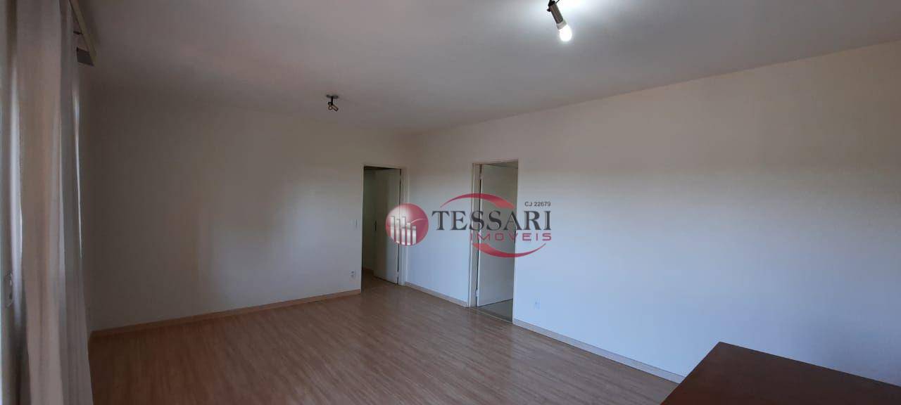 Apartamento à venda com 4 quartos, 150m² - Foto 6