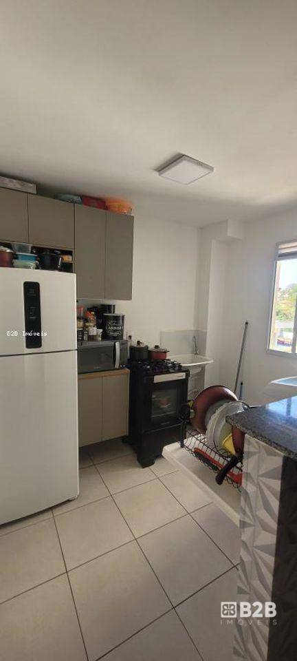 Apartamento à venda com 2 quartos, 42m² - Foto 3