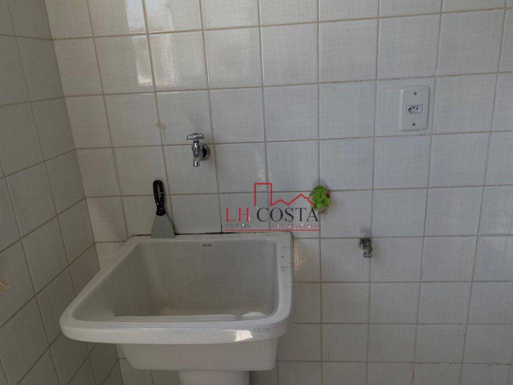 Apartamento à venda com 2 quartos, 75m² - Foto 15