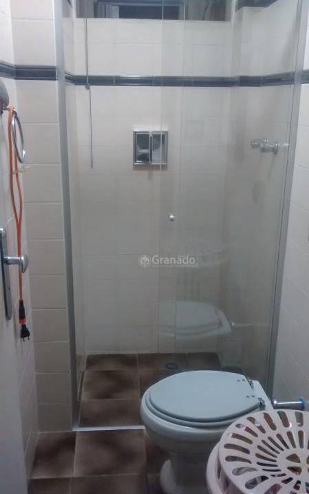 Apartamento à venda com 3 quartos, 100m² - Foto 2