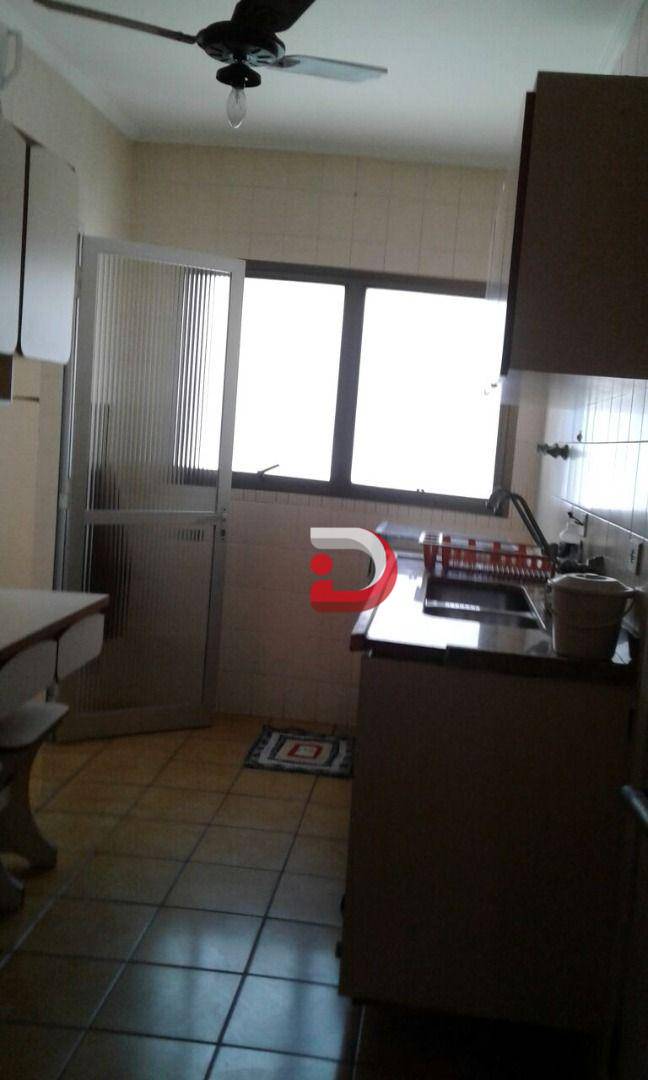 Apartamento à venda com 3 quartos, 95m² - Foto 8