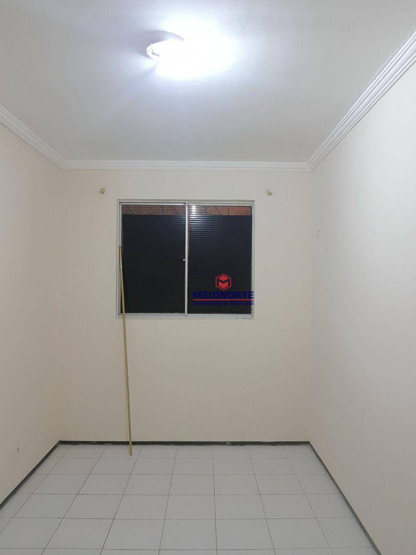 Apartamento à venda com 2 quartos, 70m² - Foto 13