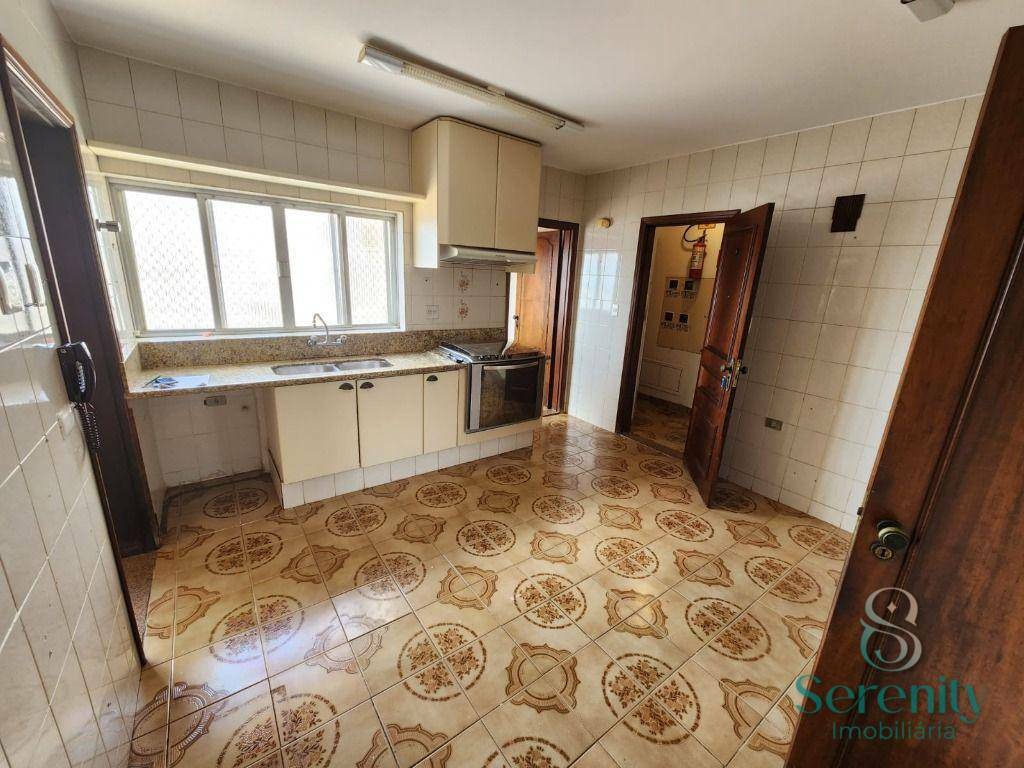 Apartamento à venda e aluguel com 5 quartos, 275m² - Foto 9