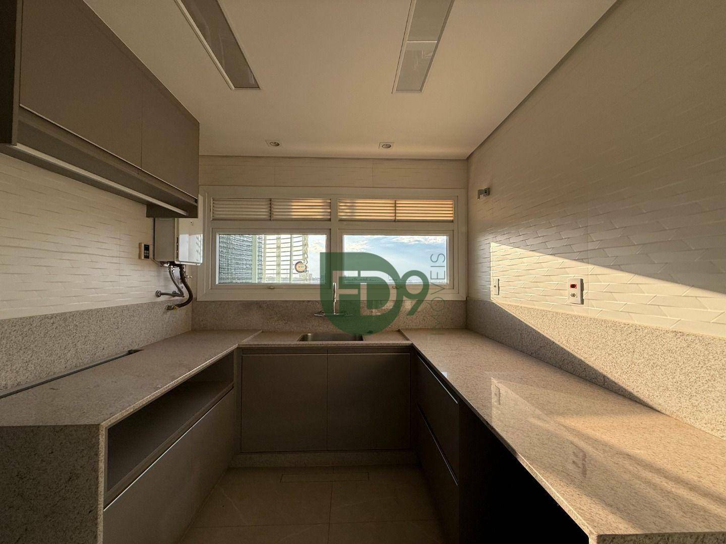 Apartamento à venda e aluguel com 3 quartos, 250m² - Foto 30