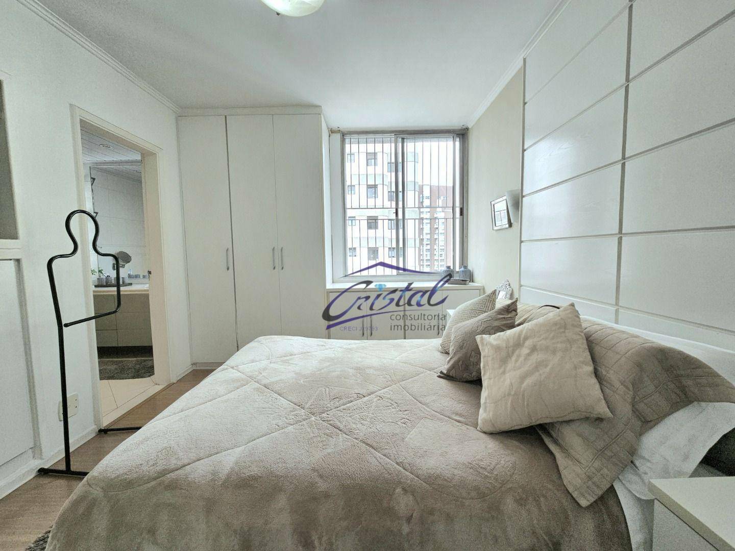 Apartamento à venda com 3 quartos, 129m² - Foto 11