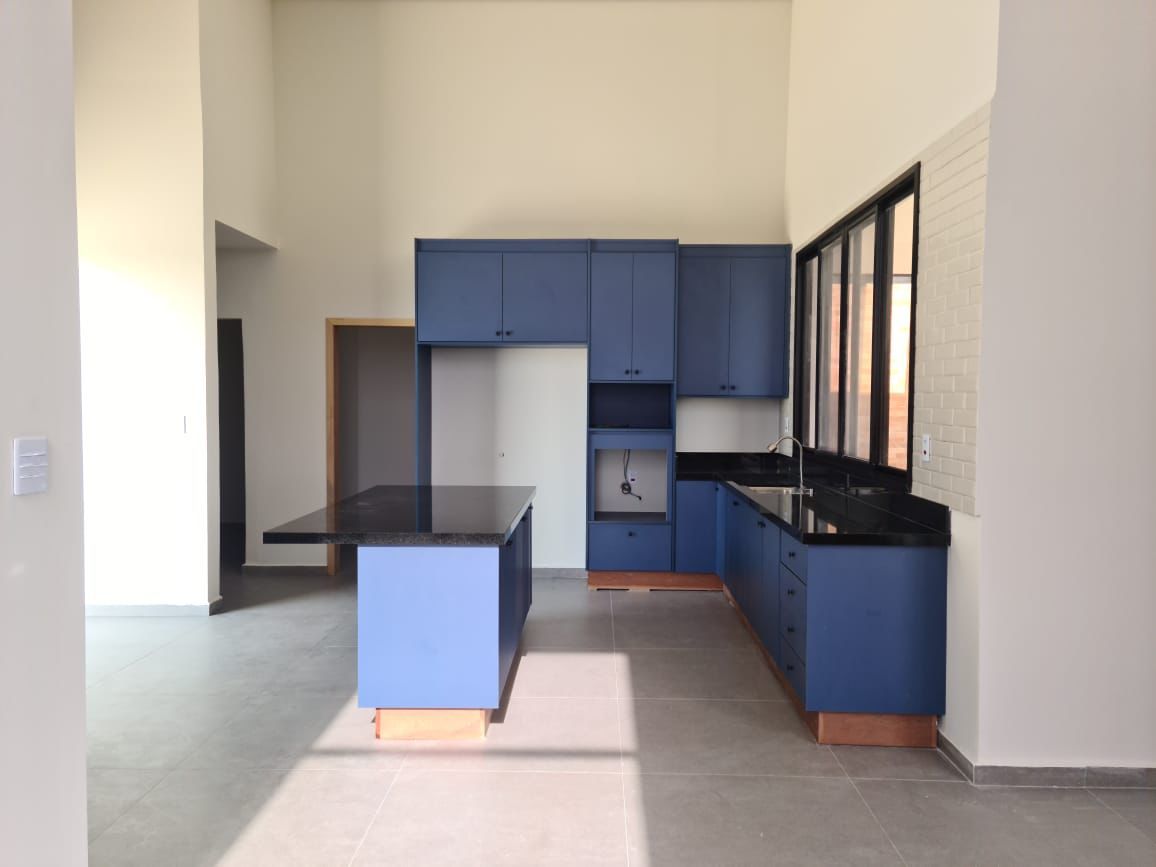 Casa à venda com 3 quartos, 260m² - Foto 11