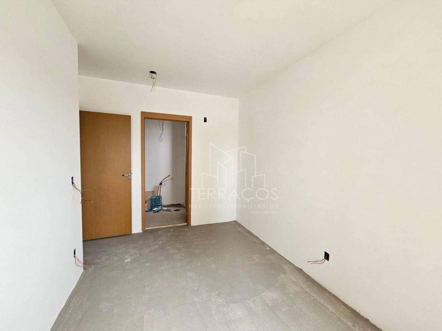 Apartamento à venda com 3 quartos, 105m² - Foto 4
