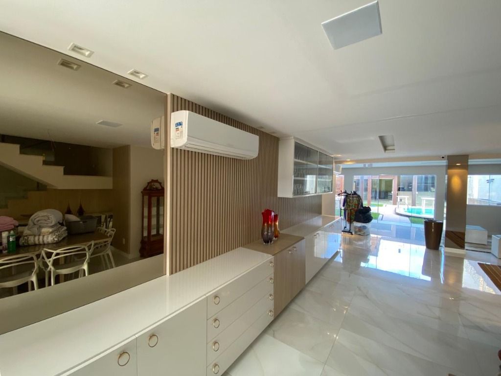 Casa, 3 quartos, 256 m² - Foto 4