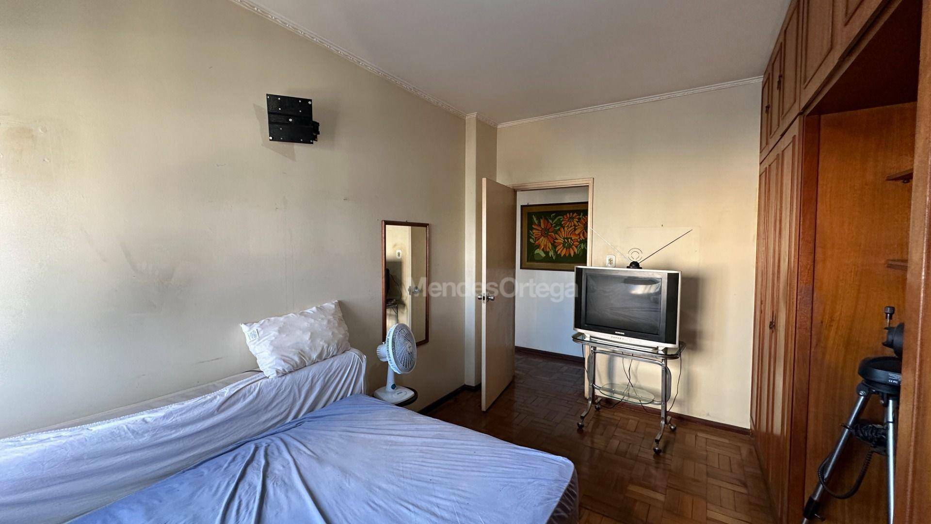 Apartamento à venda com 2 quartos, 143m² - Foto 11