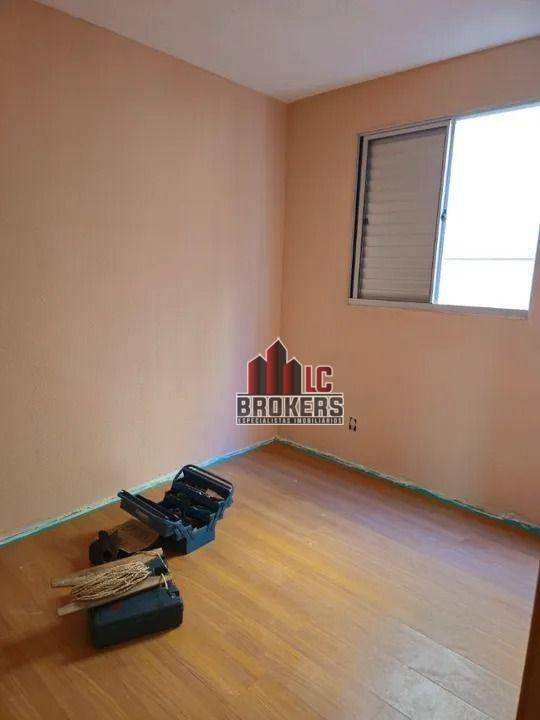 Apartamento para alugar com 2 quartos, 45m² - Foto 7