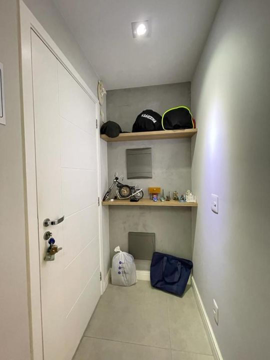 Apartamento à venda com 2 quartos, 67m² - Foto 15