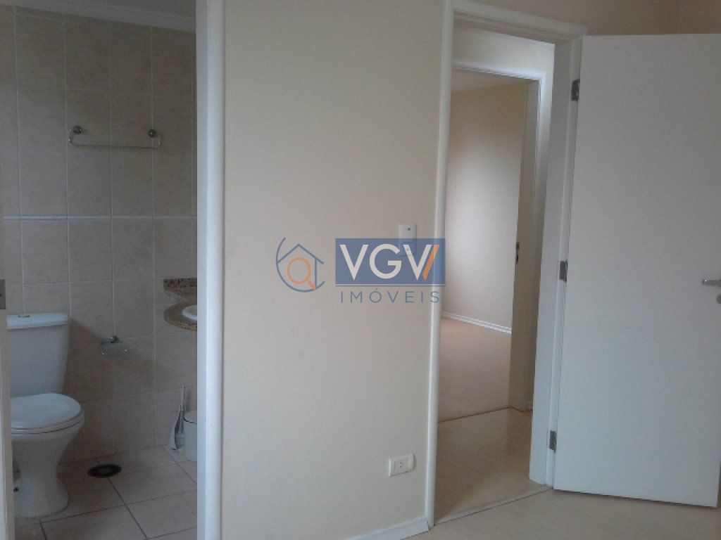 Apartamento para alugar com 3 quartos, 70m² - Foto 5