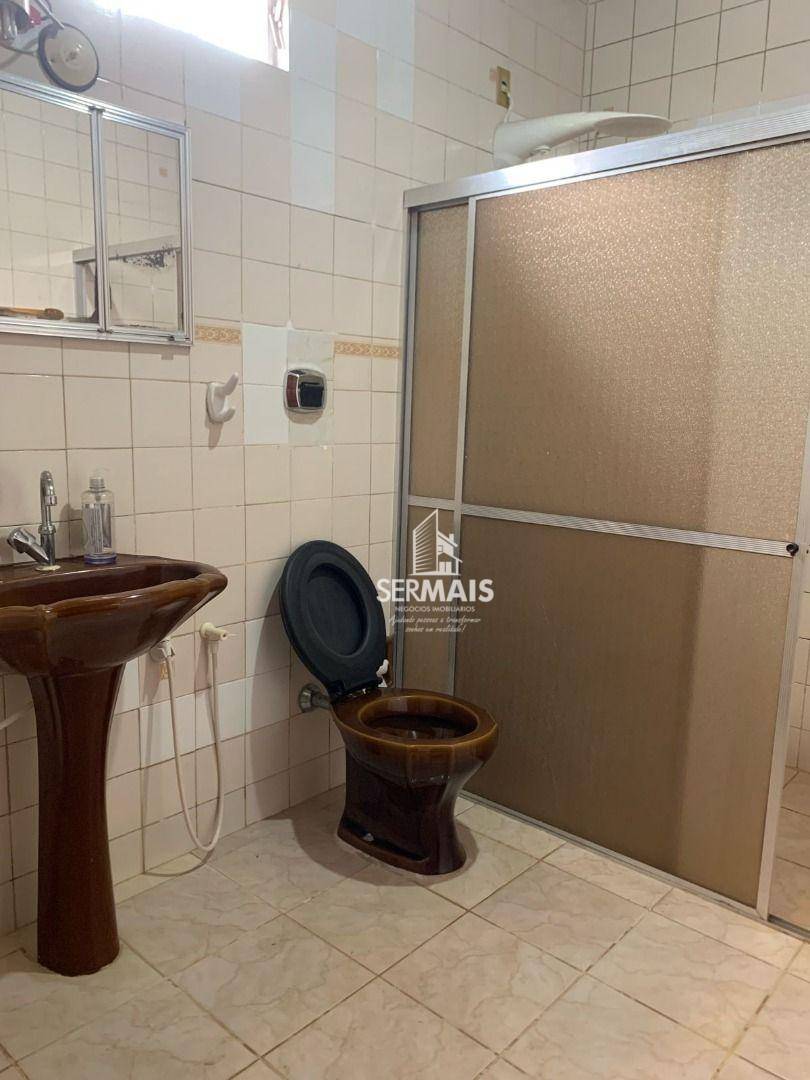 Casa de Condomínio à venda com 5 quartos, 326m² - Foto 17