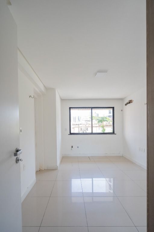 Apartamento à venda com 3 quartos, 210m² - Foto 34