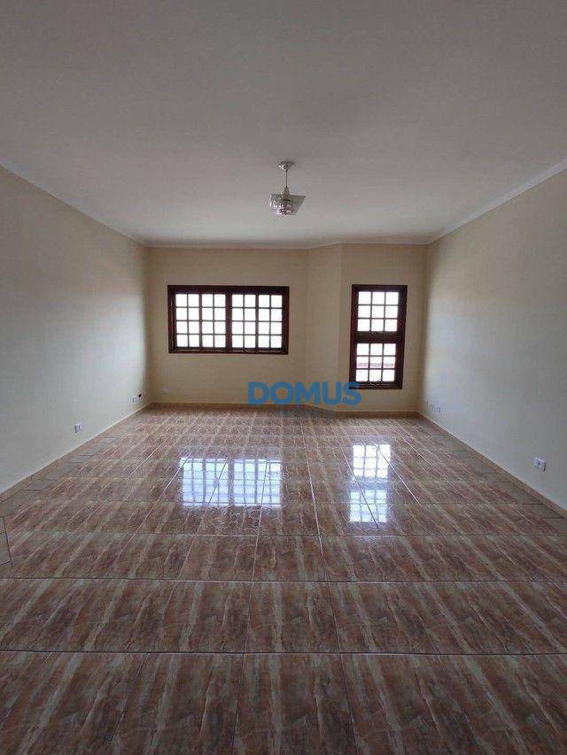 Sobrado à venda com 3 quartos, 135m² - Foto 3