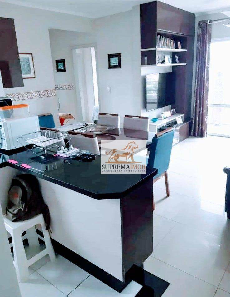 Apartamento à venda com 2 quartos, 65m² - Foto 7