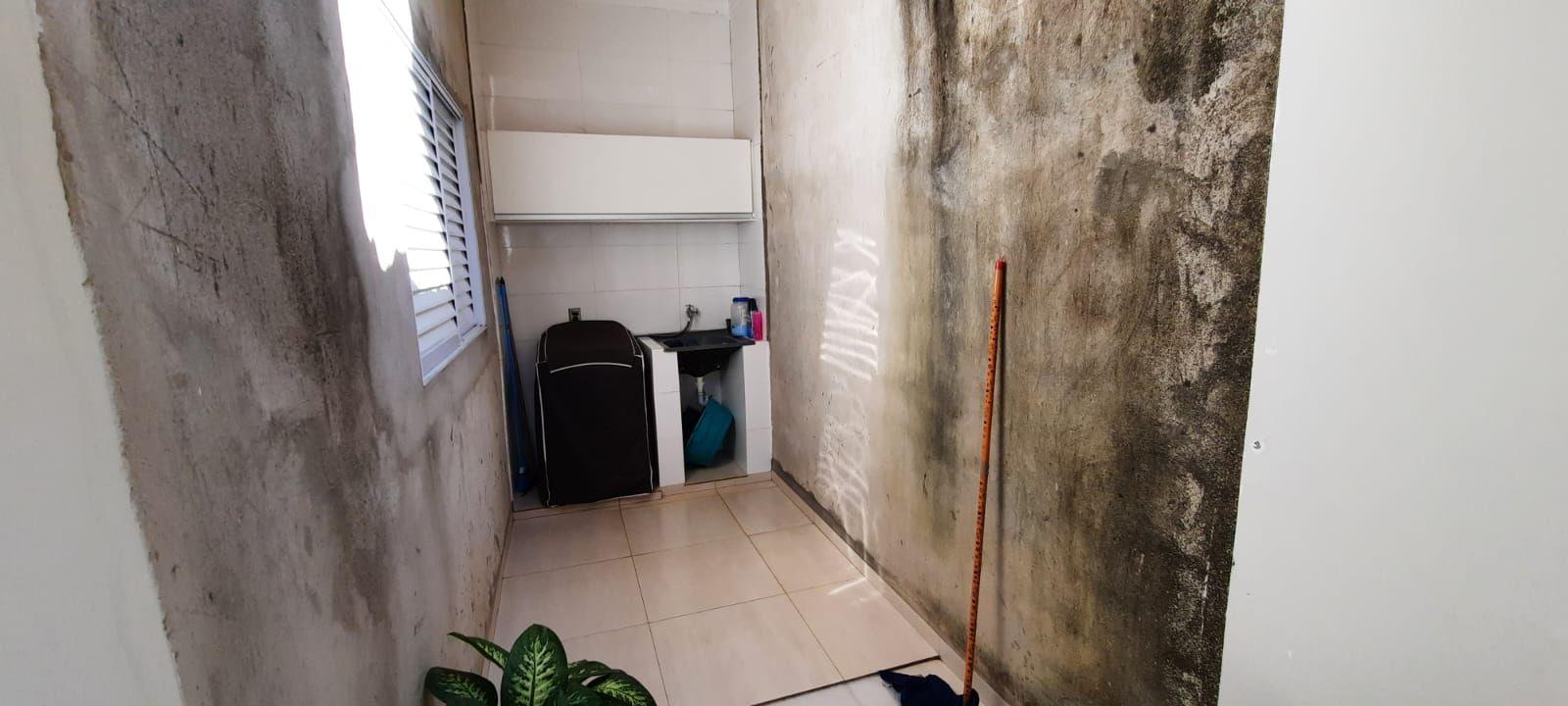 Casa à venda com 2 quartos, 180m² - Foto 36
