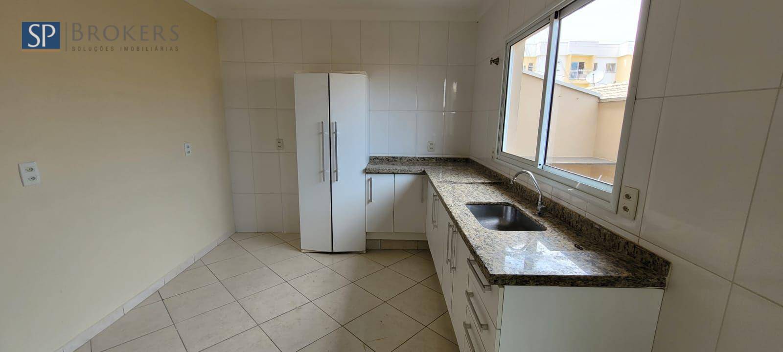 Casa à venda com 2 quartos, 110m² - Foto 5