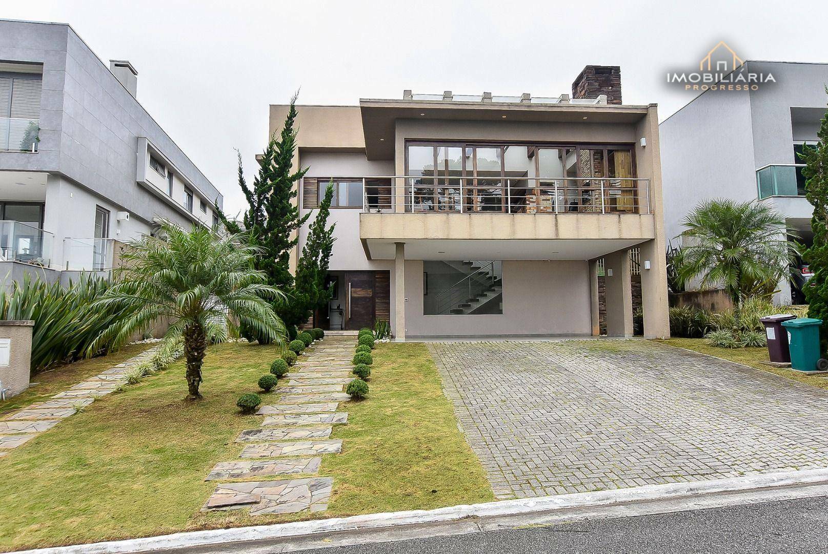 Casa à venda com 3 quartos, 352m² - Foto 2