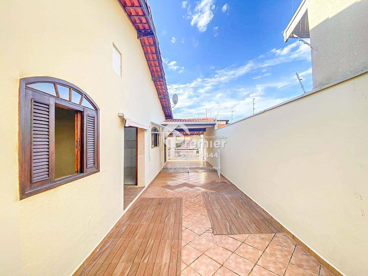 Casa para alugar com 4 quartos, 200m² - Foto 8