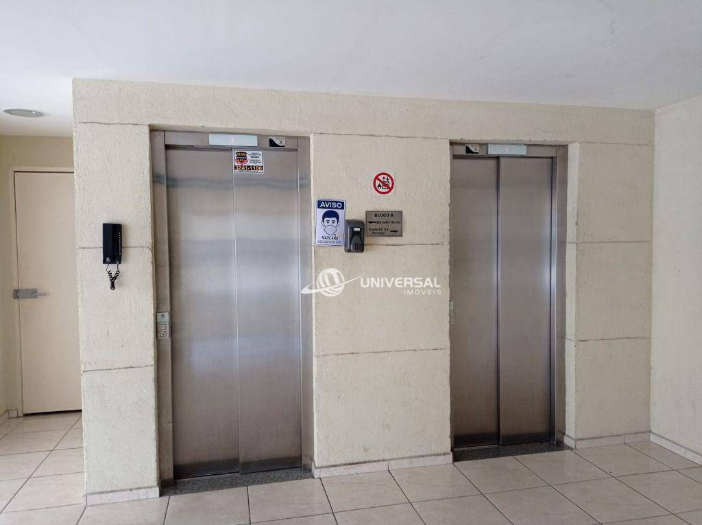 Apartamento para alugar com 2 quartos, 75m² - Foto 15