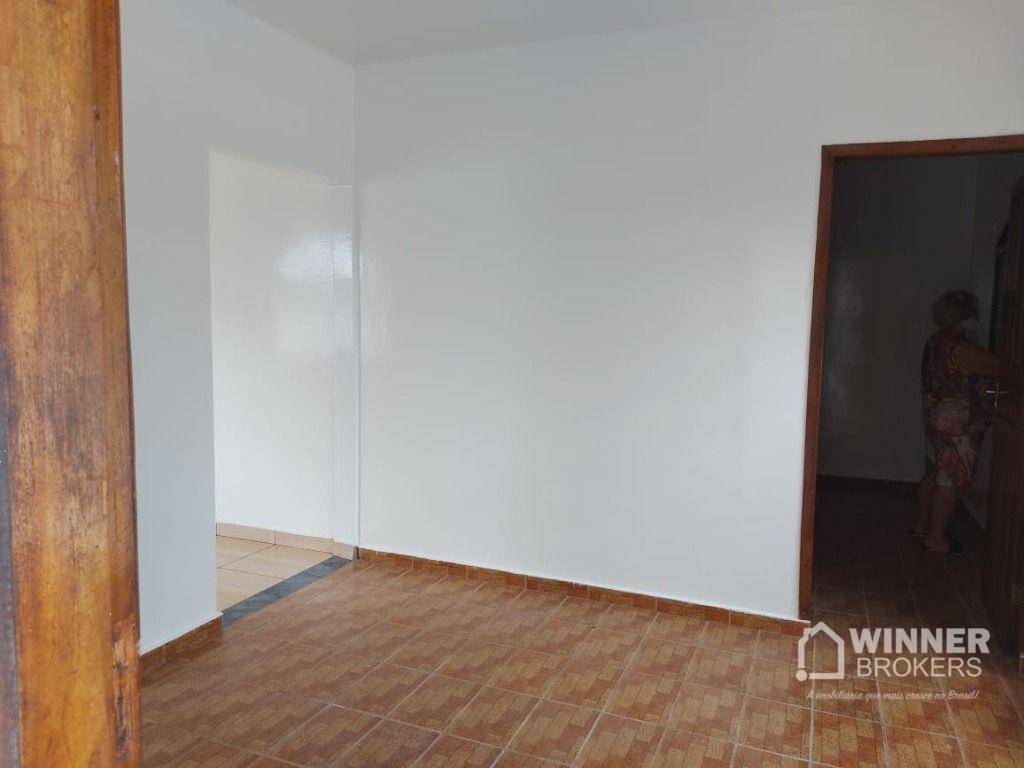 Casa à venda com 4 quartos, 180m² - Foto 6