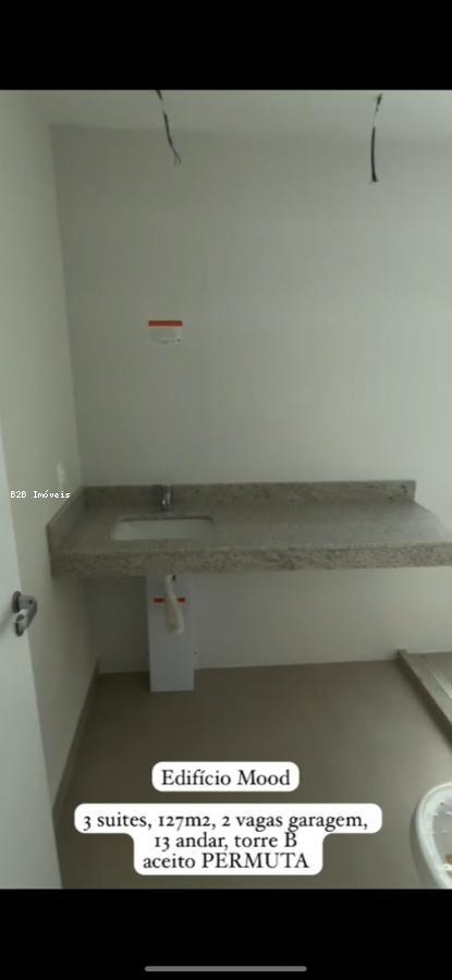 Apartamento à venda com 3 quartos, 127m² - Foto 18