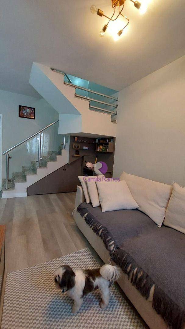 Sobrado à venda com 3 quartos, 80m² - Foto 1