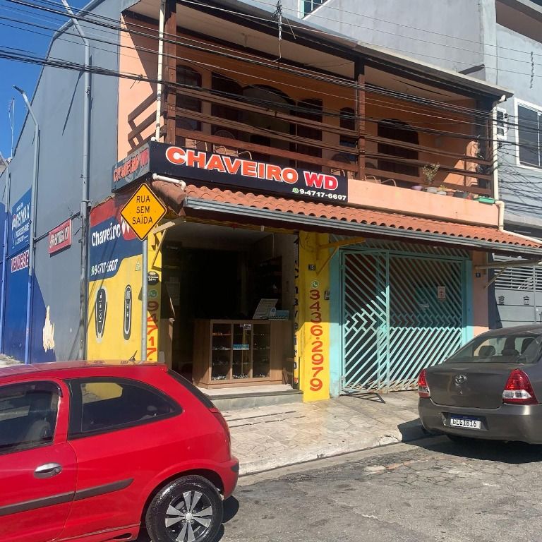 Sobrado à venda com 6 quartos, 250m² - Foto 1