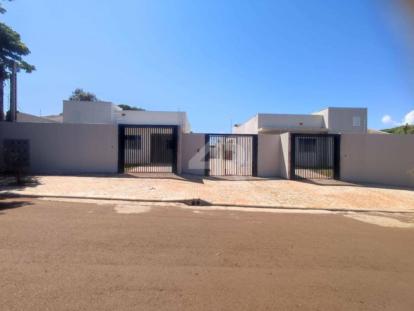 Casa à venda com 2 quartos, 62m² - Foto 1