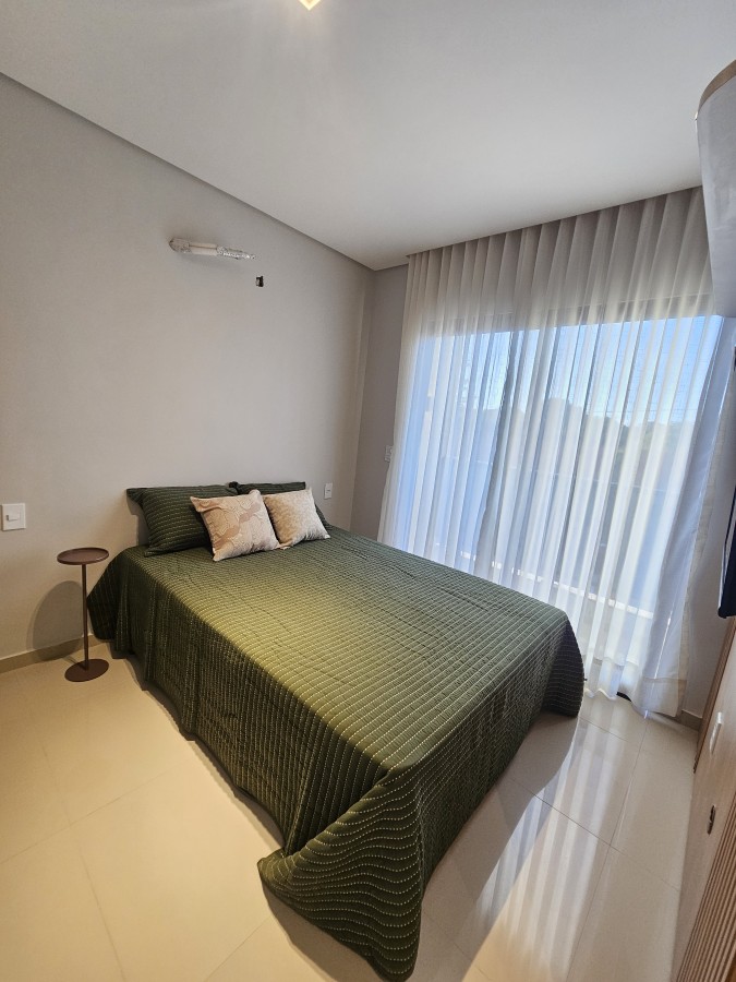Casa à venda com 4 quartos, 136m² - Foto 12