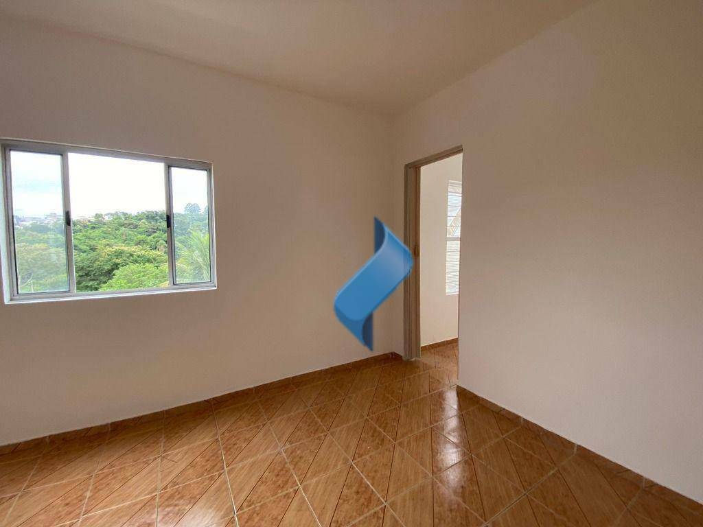 Casa à venda com 5 quartos, 292m² - Foto 8