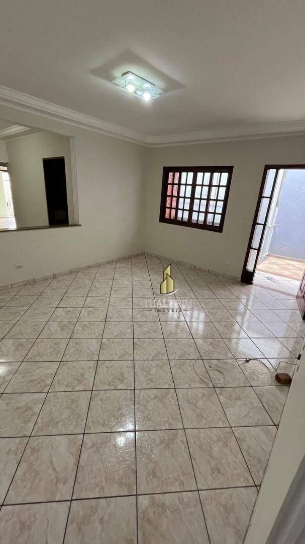 Casa, 3 quartos, 200 m² - Foto 4